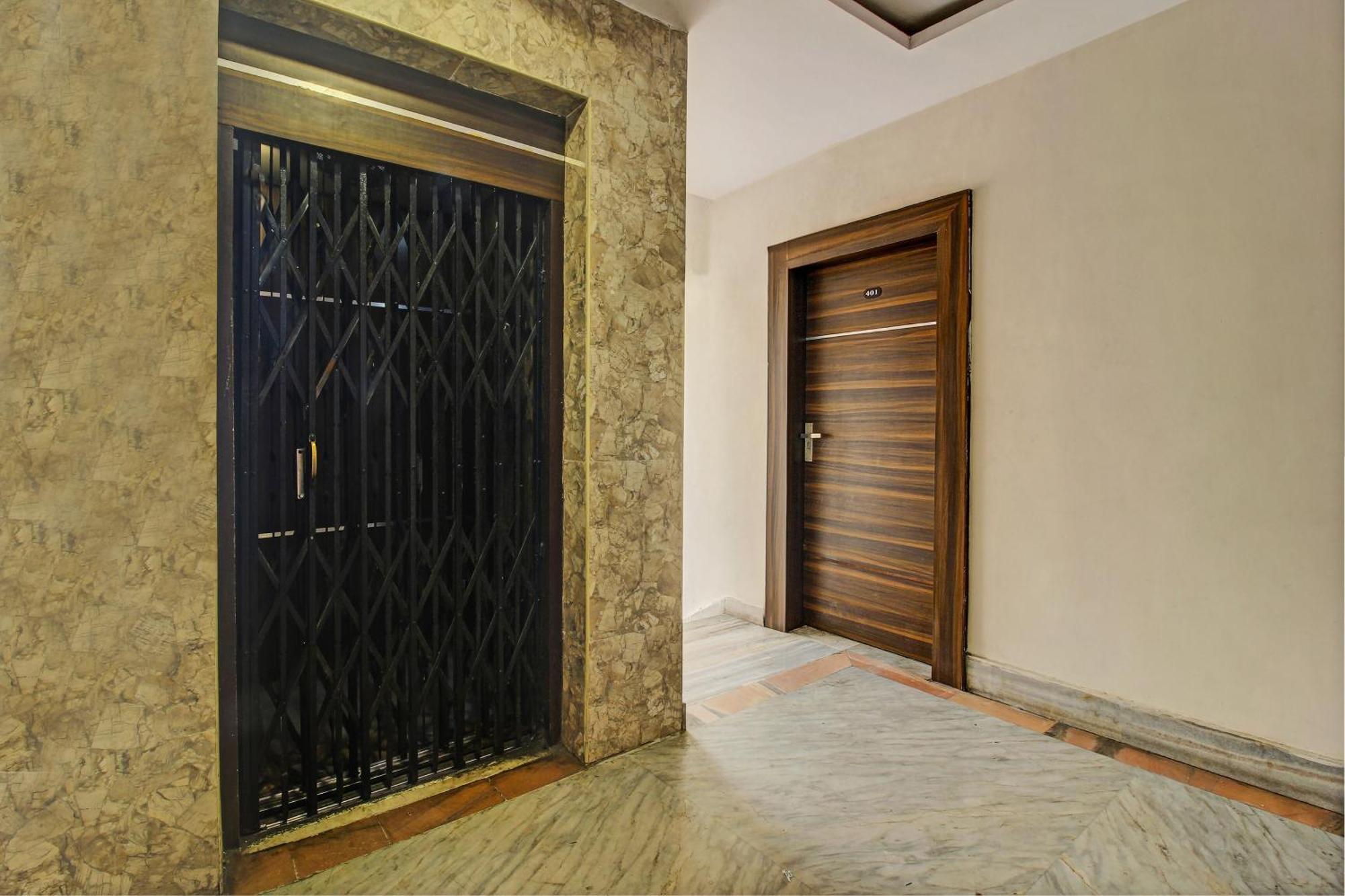 Hotel O Srujana Stay Inn Hyderabad Exterior foto
