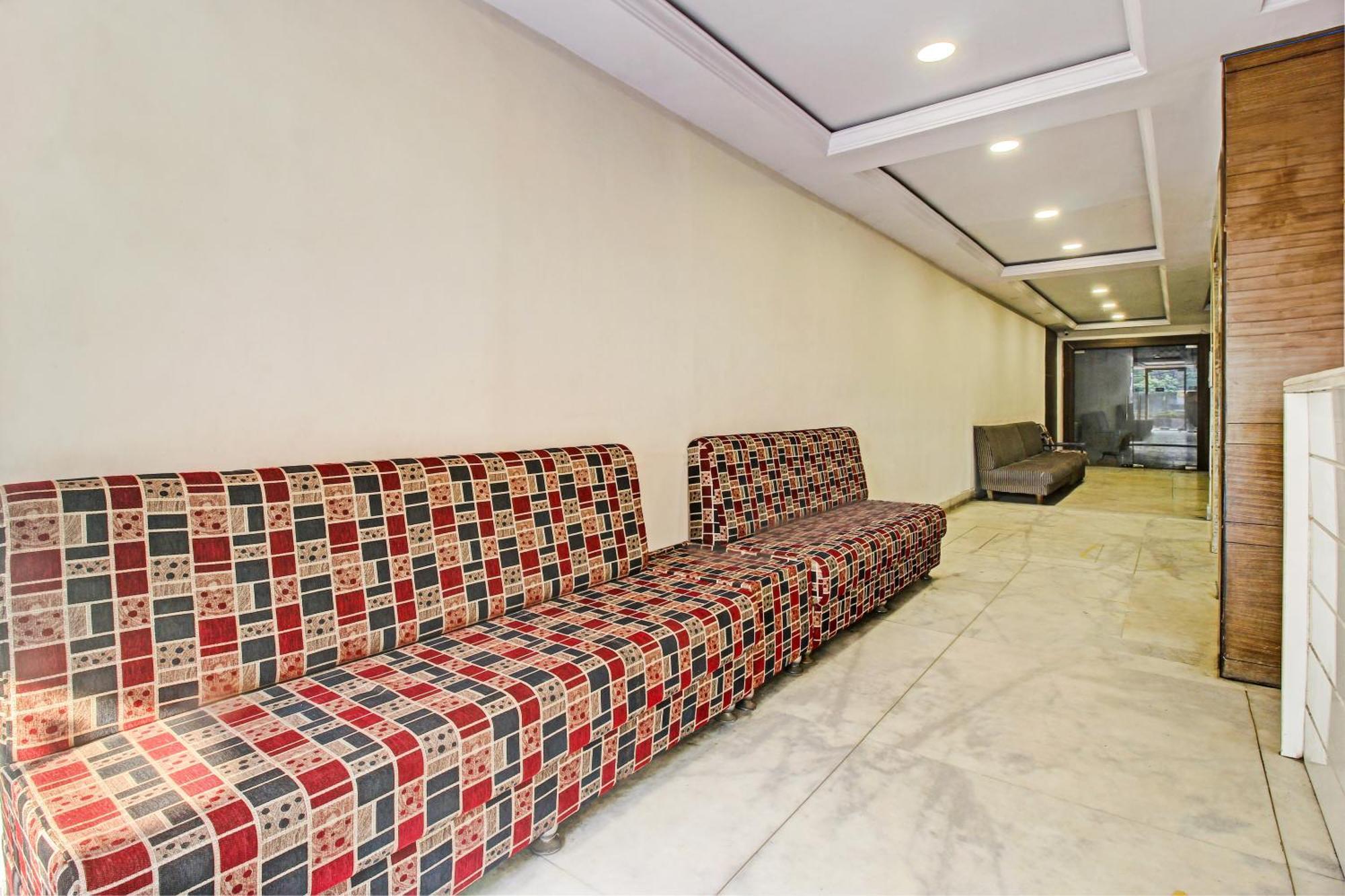 Hotel O Srujana Stay Inn Hyderabad Exterior foto